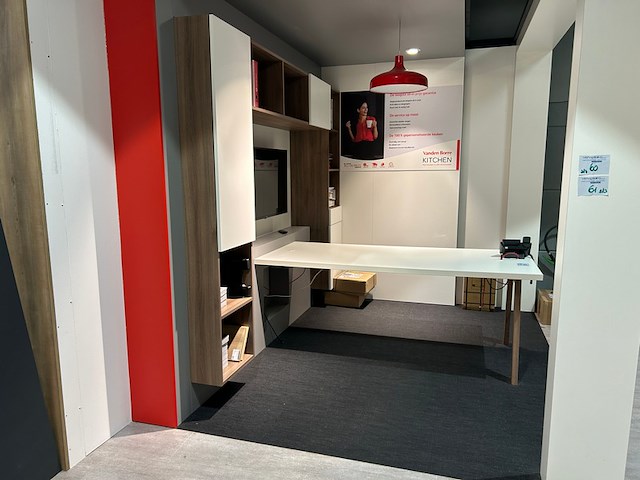 Bureau + kasten - afbeelding 1 van  11