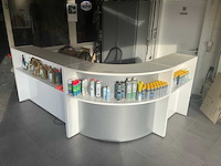 Bureau met 2 bureau stoelen met ledverlichting - afbeelding 1 van  6