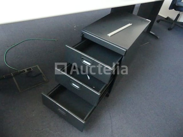 Bureau met drie delen - afbeelding 5 van  7