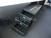 Bureau met drie delen - afbeelding 5 van  7