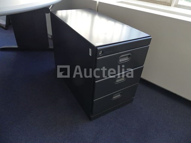 Bureau met drie delen - afbeelding 7 van  9