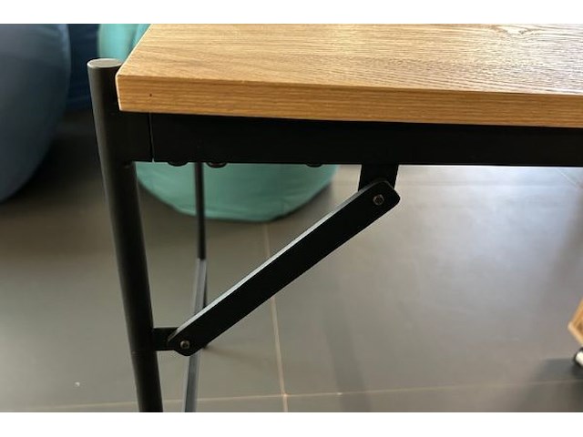 Bureau met ladenblok - afbeelding 2 van  7