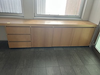 Bureau meubel / kast met lades en deuren