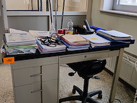 Bureau mewaf en stoel - afbeelding 1 van  1