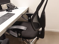 Bureau opstelling & computer - afbeelding 2 van  7