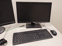 Bureau opstelling & computer - afbeelding 4 van  8