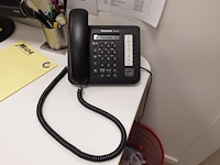 Bureau opstelling & computer - afbeelding 2 van  8