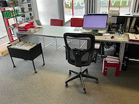 Bureau opstelling + infodesk - afbeelding 2 van  20