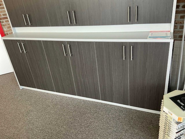 Bureau opstelling + infodesk - afbeelding 5 van  20