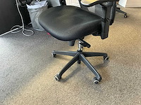 Bureau opstelling + infodesk - afbeelding 11 van  20