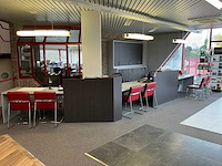 Bureau opstelling + infodesk - afbeelding 13 van  20