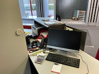 Bureau opstelling + infodesk - afbeelding 15 van  20
