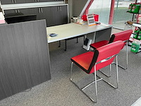 Bureau opstelling + infodesk - afbeelding 19 van  20