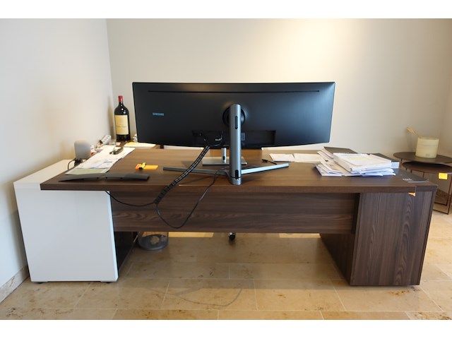 Bureau opstelling - afbeelding 2 van  5