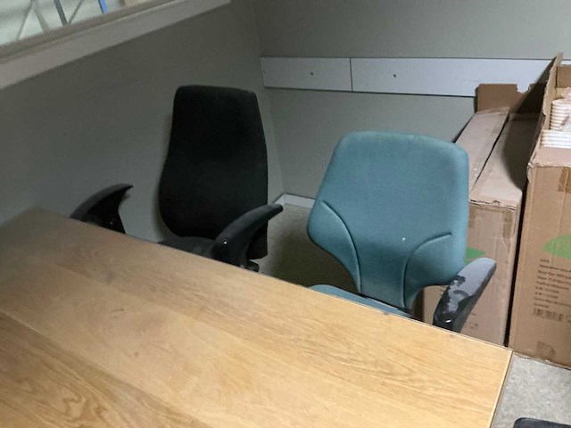 Bureau opstelling - afbeelding 6 van  6