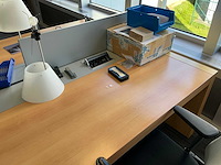 Bureau opstelling - afbeelding 6 van  7