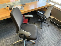 Bureau opstelling - afbeelding 7 van  8