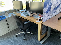 Bureau opstelling - afbeelding 1 van  6