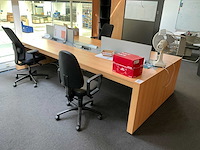 Bureau opstelling - afbeelding 1 van  6