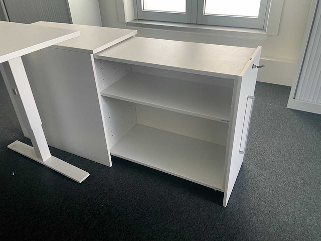 Bureau opstelling - afbeelding 10 van  15