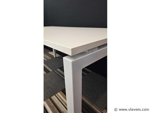 Bureau orange - afbeelding 6 van  7
