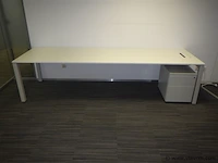 Bureau pami - afbeelding 2 van  2