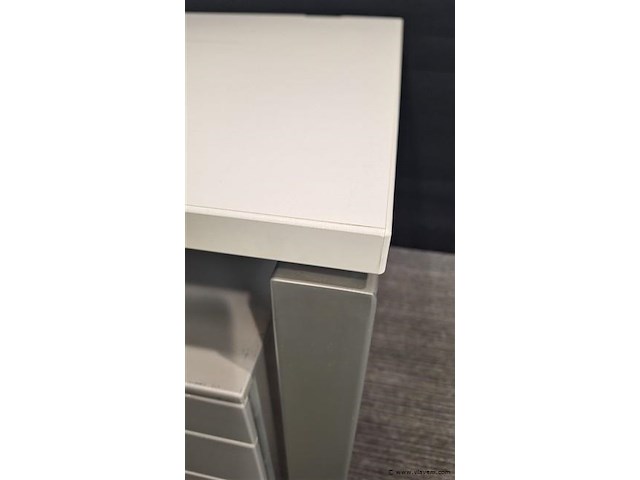 Bureau steelcase met ladenblok - afbeelding 7 van  11