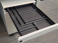 Bureau steelcase met ladenblok - afbeelding 2 van  11