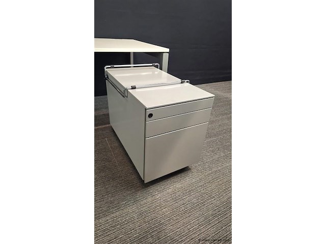 Bureau steelcase met ladenblok - afbeelding 3 van  11