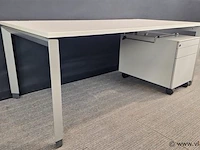 Bureau steelcase met ladenblok - afbeelding 8 van  11
