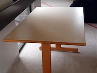 Bureau tafel - afbeelding 1 van  1