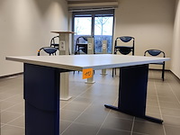 Bureau tafel - afbeelding 1 van  1