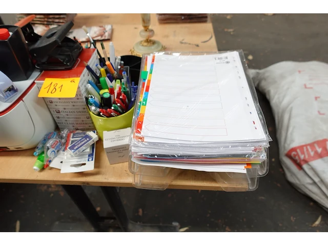 Bureau toebehoren - afbeelding 3 van  5