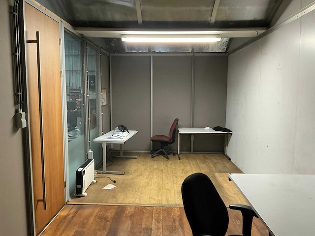 Bureau-unit - afbeelding 16 van  18
