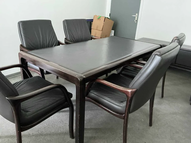 Bureau + vergadertafel - afbeelding 7 van  9