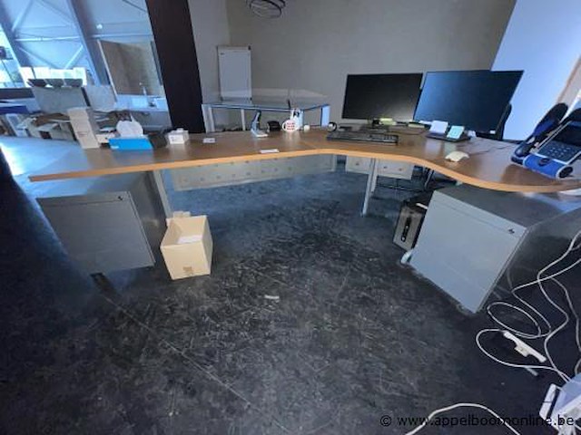 Bureau vv 2 ladeblokken - afbeelding 1 van  1