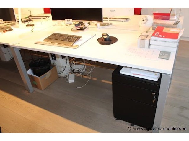 Bureau, vv ladenblok - afbeelding 1 van  1