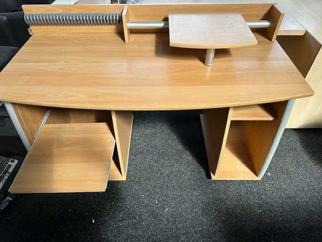 Bureau - afbeelding 1 van  1