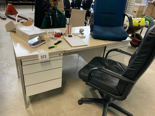 Bureau - afbeelding 2 van  8