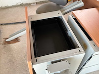 Bureau - afbeelding 10 van  10