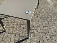 Bureau - afbeelding 2 van  2