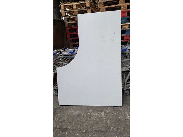 Bureau - afbeelding 1 van  5