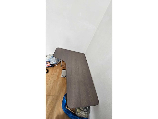 Bureau - afbeelding 3 van  7