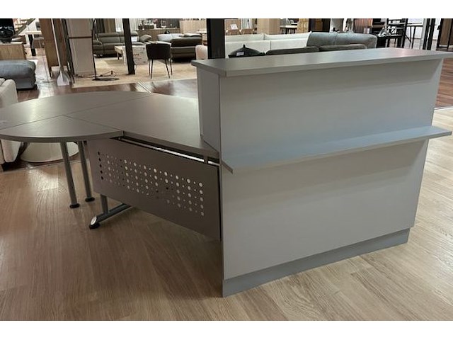 Bureau - afbeelding 2 van  5