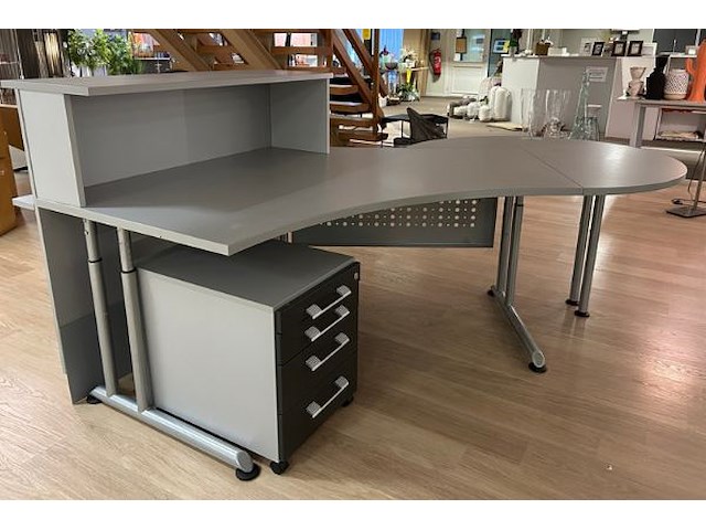 Bureau - afbeelding 3 van  5