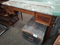 Bureau - afbeelding 1 van  3