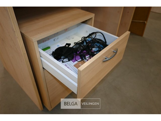 Bureau - afbeelding 5 van  6
