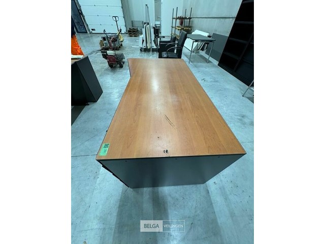 Bureau - afbeelding 3 van  5