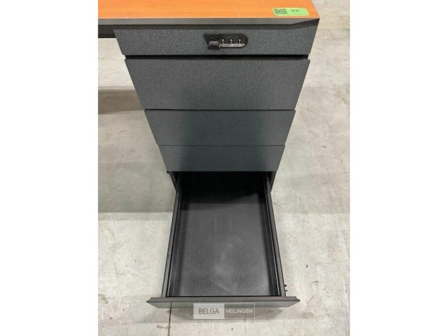 Bureau - afbeelding 4 van  5