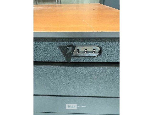 Bureau - afbeelding 5 van  5